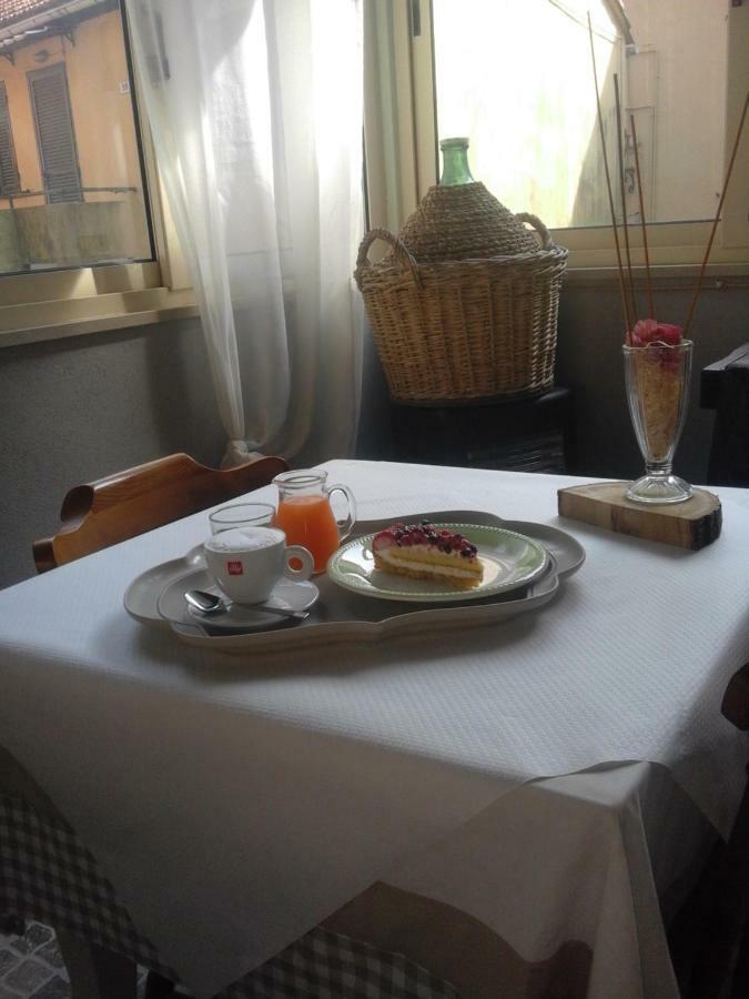 La Mia Casa Di Campagna Hotel Rovieto Buitenkant foto